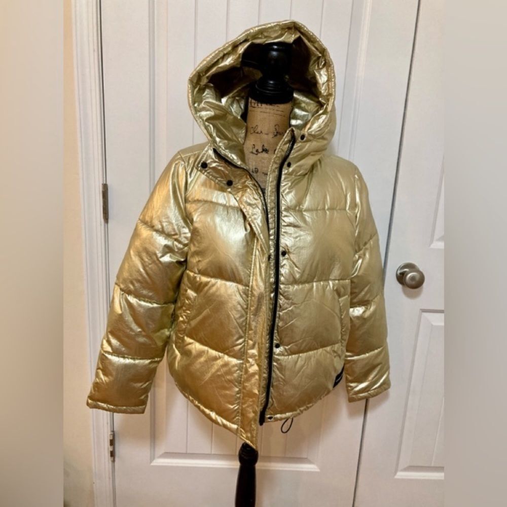 Calvin Klein Gold Hooded Puffer Coat size Small - Picture 5 of 16
